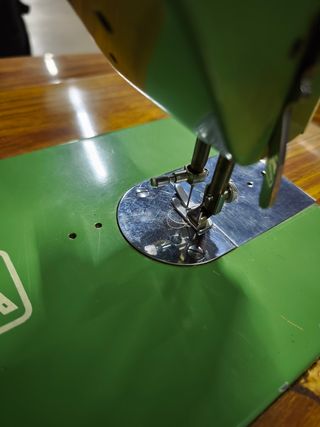 Máquina coser Wertheim Antigua