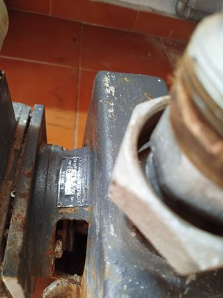 Motor y bomba de agua