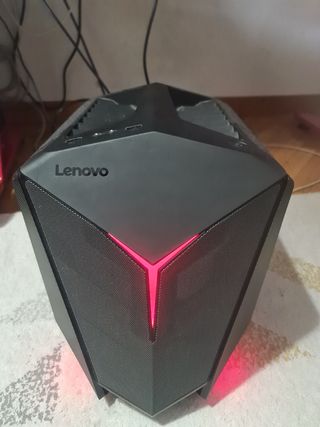 PC Lenovo IdeaCentre Y720 Cube