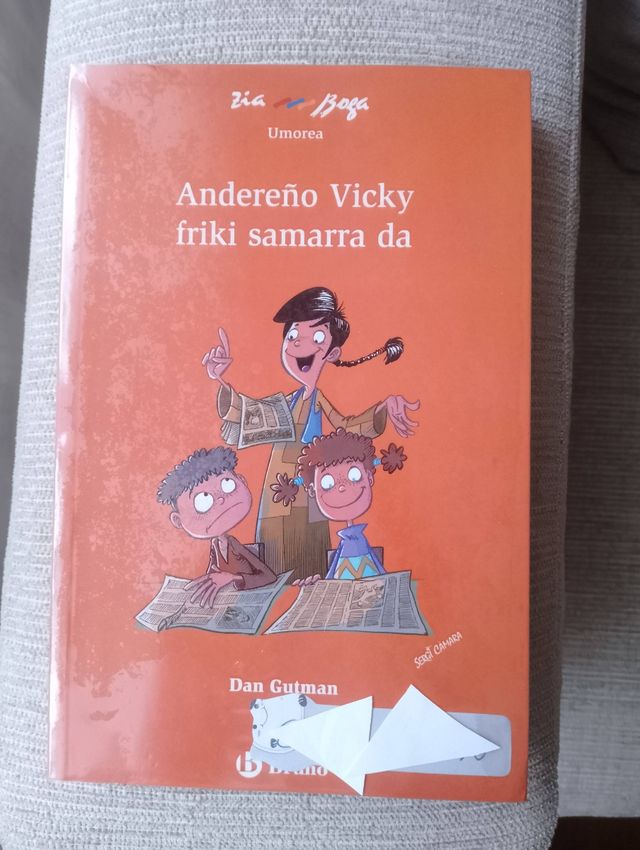 Andereño Vicky friki samarra da