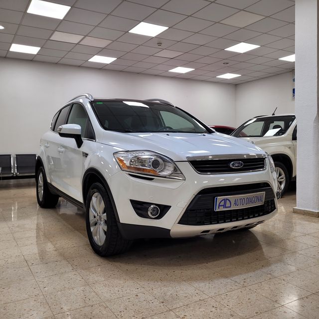 Ford Kuga auto 4x4 2011
