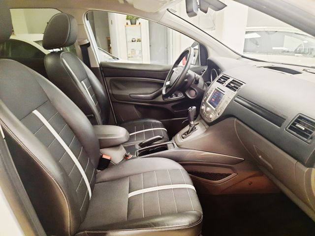 Ford Kuga auto 4x4 2011