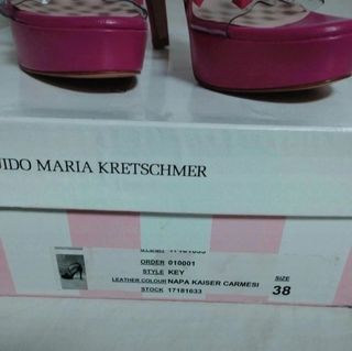 Elegantes Zapatos Sandalias en vinilo transparente