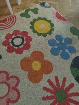 Alfombra infantil multicolor