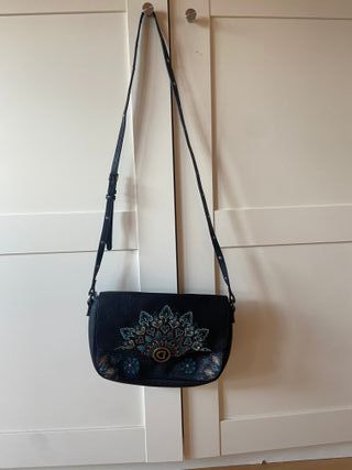 Bolso Desigual negro 
