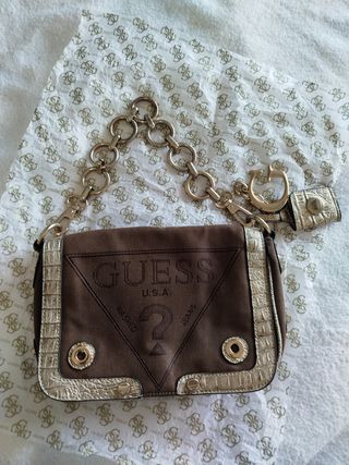 Bolso vintage y2k Guess de hombro 
