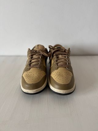Nike Dunk Low - Zapatillas Beige/Verde Oliva