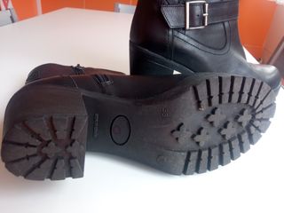 Botas Piel Negras