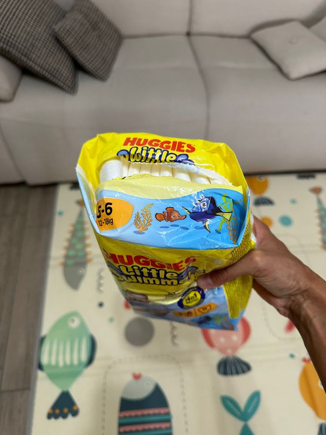 Pannolini per acqua Huggies Little Swimmers, tagli