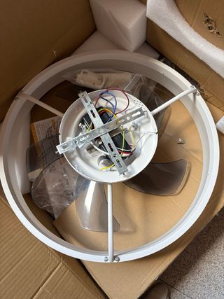 Lampada ventilatore a soffitto bianca