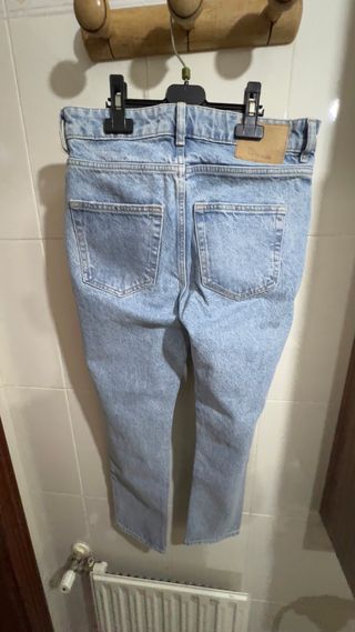 Vaqueros Zara - Azul claro