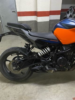 KTM Duke 125