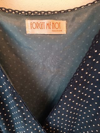 Vestito in crêpe-chiffon blu a pois bianco