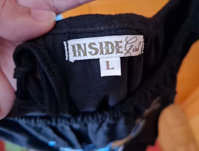 Camiseta negra Inside