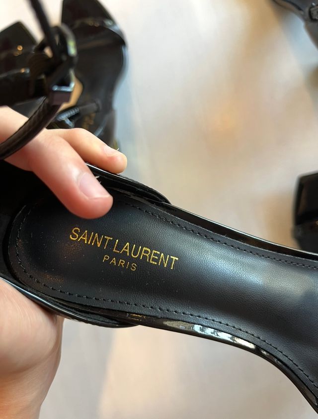 YSL Tacchi Neri 40