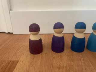 12 Muñecos madera GRIMM’S WOODEN