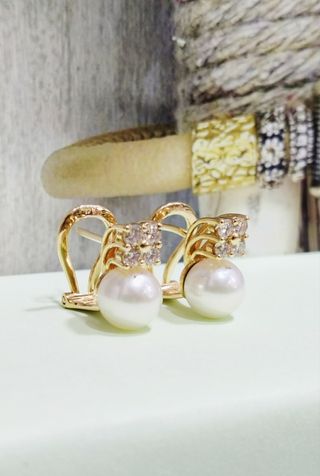Tú y yo de oro amarillo  18k perlas y diamantes