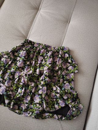 Falda Stradivarius Flores