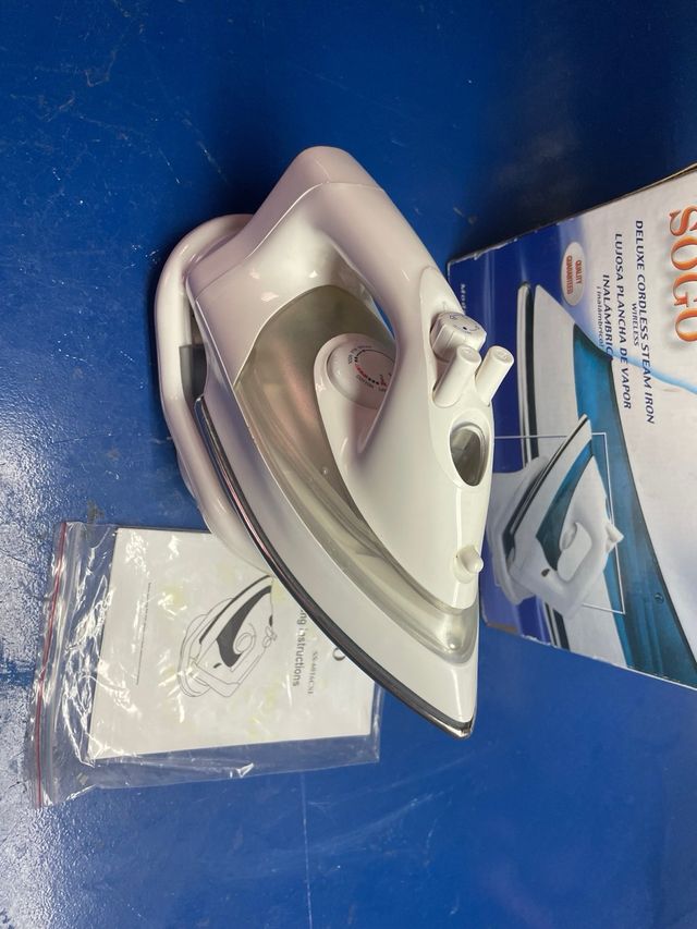 Plancha Soggo SS-6016 - Plancha de Vapor