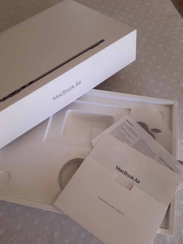 MacBook Air 13" - Caja original