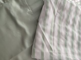 Cortinas y volante sobrecortina