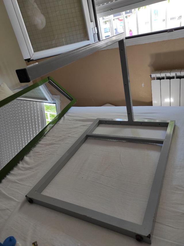 2 Patas mesa metal gris