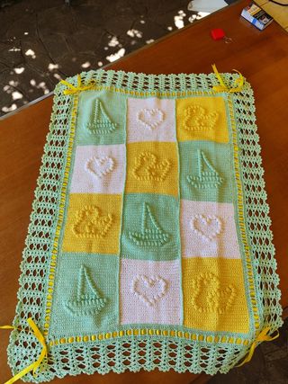 Copertina uncinetto neonato