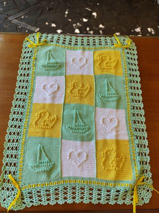 Copertina uncinetto neonato