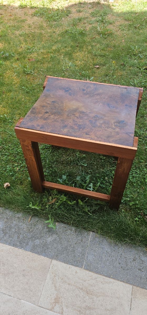 Tavolino in legno 