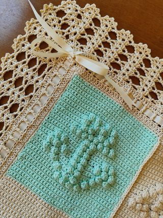 Copertina uncinetto neonato