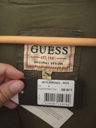 Parka militar Guess talla L