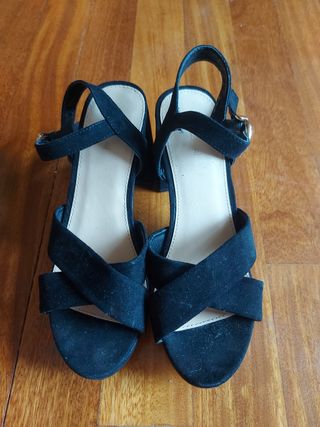 Sandalias tacón negras mujer