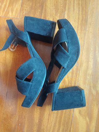 Sandalias tacón negras mujer