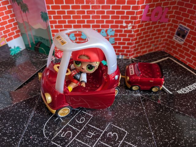 L.O.L. Surprise Cozy Coupé