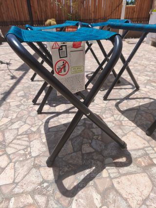 Mesa camping + 4 sillas azul