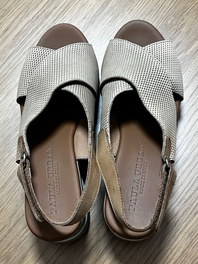Sandalias cuña beige/ marron como nuevas
