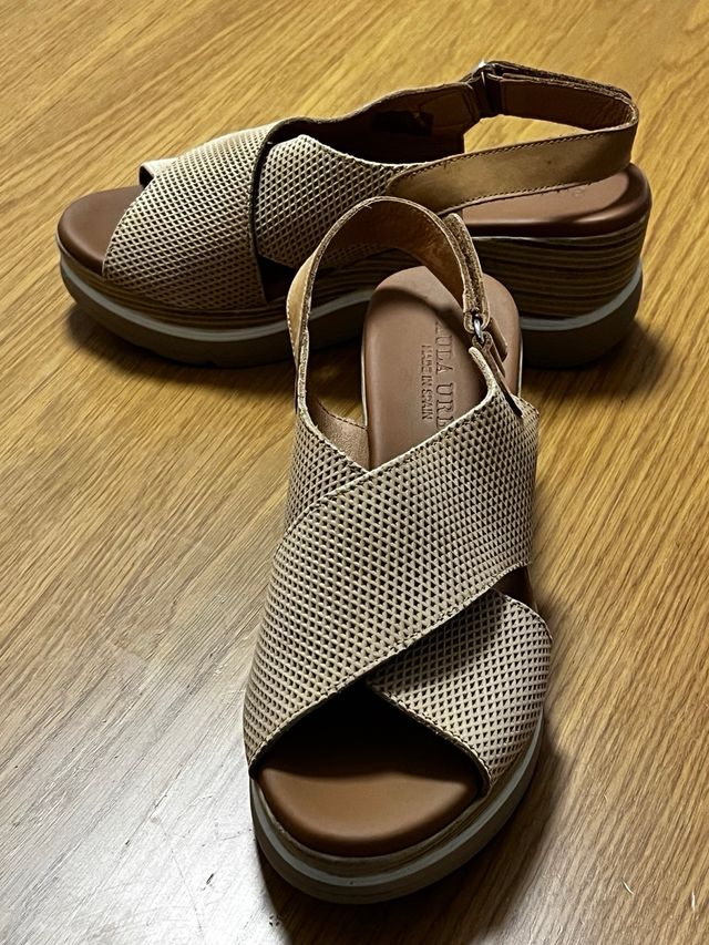 Sandalias cuña beige/ marron como nuevas