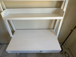 Escritorio blanco madera - Estantería