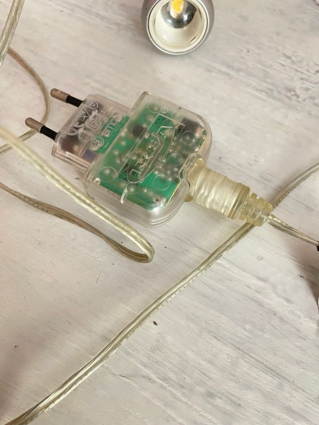 Lampara pinza lectura-metal