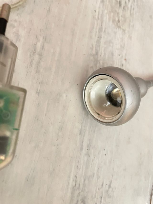 Lampara pinza lectura-metal