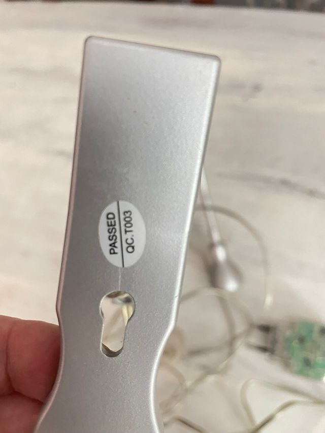 Lampara pinza lectura-metal