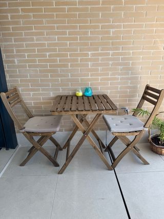 Mesa y sillas jardín - Madera