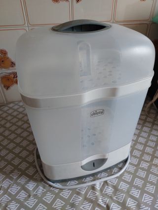 Esterilizador eléctrico bebé.Marca chicco