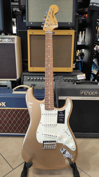 FENDER Vintera '70s Stratocaster