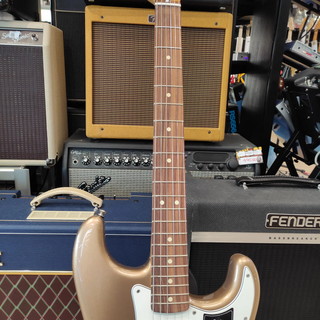 FENDER Vintera '70s Stratocaster