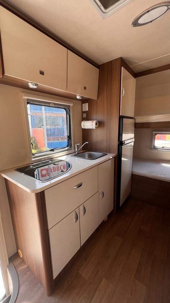 Autocaravana de 7 plazas de Rimor