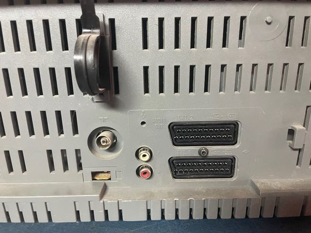 TV Philips CRT - Gris plata