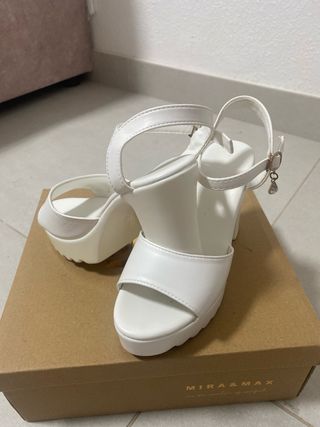 Sandalias Mira&Max blancas tacón