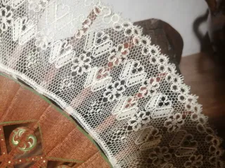 Abanico bolillos artesanal