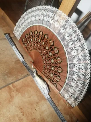 Abanico bolillos artesanal